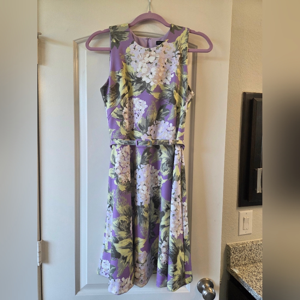NWT White House Black Market Floral Scuba Dress